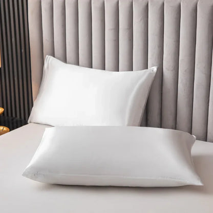 Set 3 Pezzi – Copripiumino in Raso, morbido e delicato, per notti dal tocco di lusso